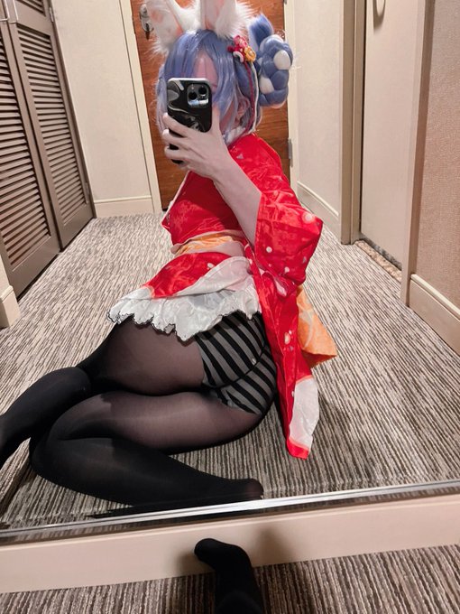 I was the worlds sweatiest bnnuy yesterday https://t.co/2ee6MxA04P