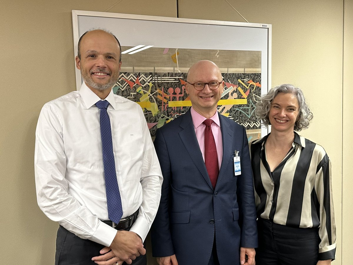 Pleasure to meet with Deputy Governor of the Brazilian Central Bank, Maurício Costa de Moura, & Head of the Department of Conduct Supervision, Juliana Mozachi Sandri. We discussed sustainable finance, PIX, CBDC & financial flows from environmental crimes.