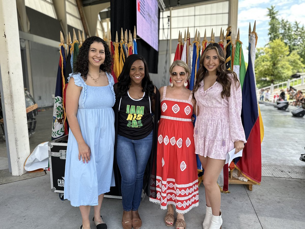 Isabella Ledonne (@isabellaledonne) on Twitter photo What a beautiful day for a festival! Honored to emcee Roanoke’s local colors festival with these lovely ladies. If you’re here in Elmwood Park, come say hi!
<a href="/WDBJ7/">WDBJ7</a> <a href="/JJadhonWDBJ7/">Jean Jadhon</a> <a href="/janay_reece/">Janay Reece</a> <a href="/chloevincente/">Chloe Vincente</a> What a beautiful day for a festival! Honored to emcee Roanoke’s local colors festival with these lovely ladies. If you’re here in Elmwood Park, come say hi!
<a href="/WDBJ7/">WDBJ7</a> <a href="/JJadhonWDBJ7/">Jean Jadhon</a> <a href="/janay_reece/">Janay Reece</a> <a href="/chloevincente/">Chloe Vincente</a>
