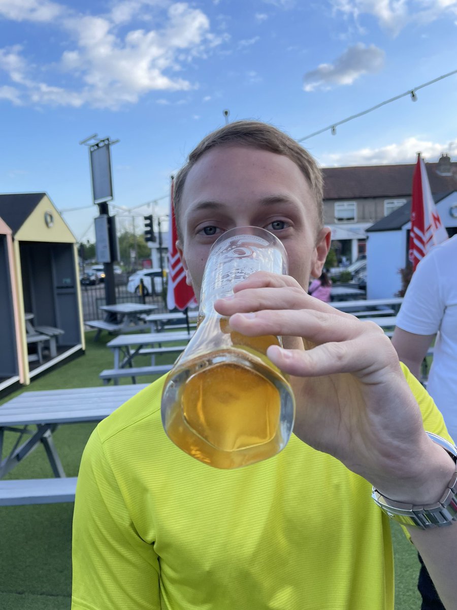 ‘Beers over birds’ - our white Cafu