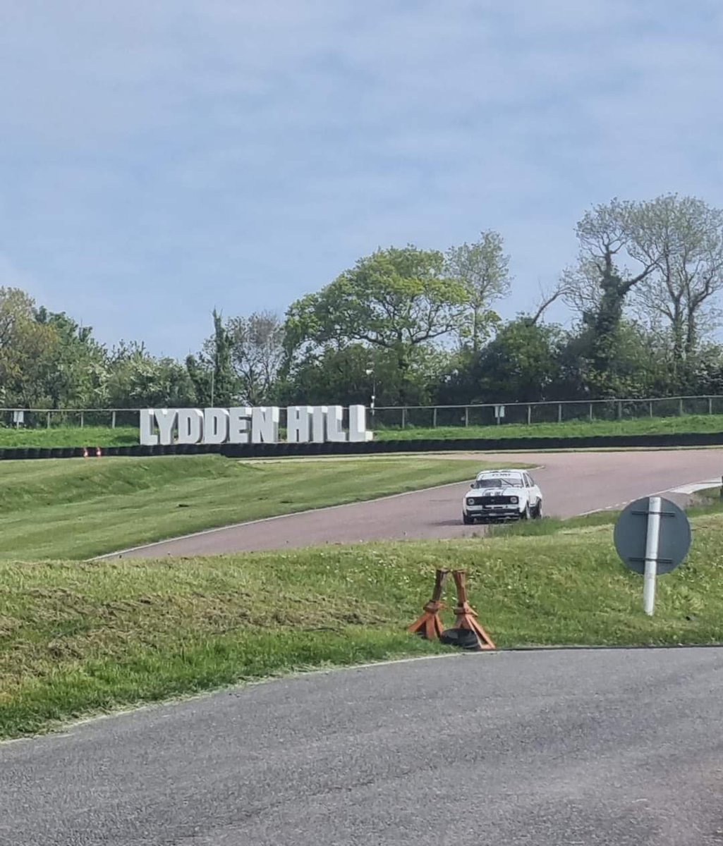 BARCMids's tweet image. Lovely sunny day at Lydden