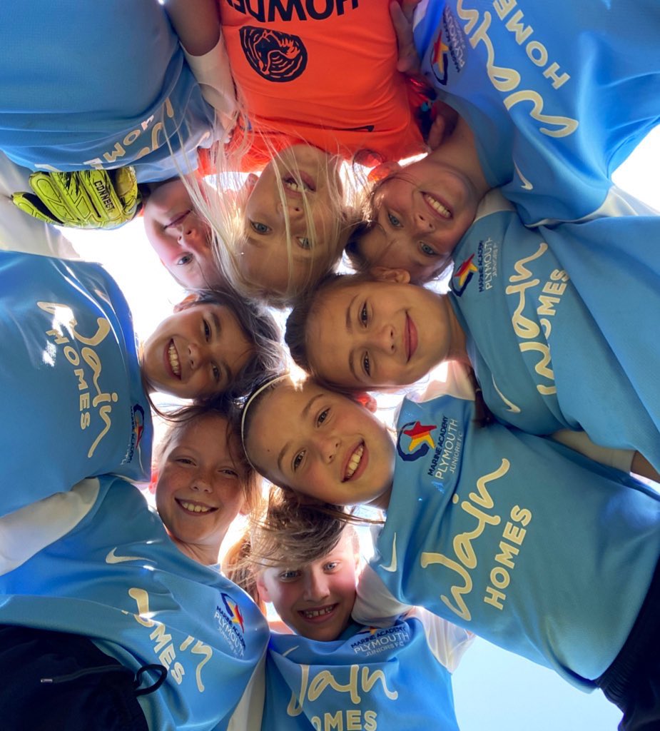 MAP_Juniors13G's tweet image. Great day at the Lakeside Tournament, some great football on display by all the teams

We finished the day as Europa Winners 💙