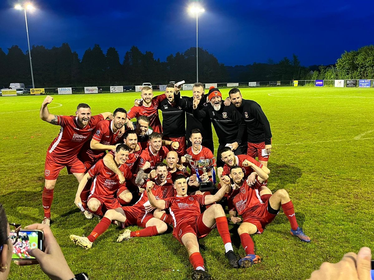 Doesn't matter what level of football you play, there's nothing better than winning with your mates 🏆🏆🏆