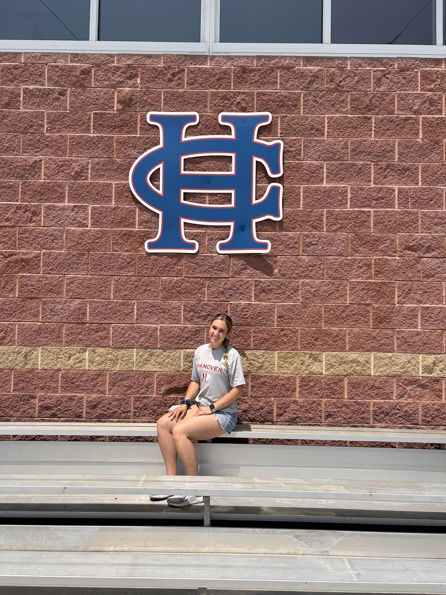 Took my first college visit today at Hanover. It was so so amazing and I am so excited to learn more about the opportunities given! <a href="/CoachC_HC/">Cori Collinsworth</a> <a href="/HanoverSBall/">Hanover College Softball</a> <a href="/NSRMidwest/">NSR Midwest - IN, OH, MI</a> <a href="/LeAnnBird18/">LeAnn Bird</a>