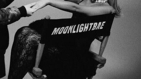 dailysdw's tweet photo. dangerous woman era, 2016 https://t.co/1Quxgp61fF