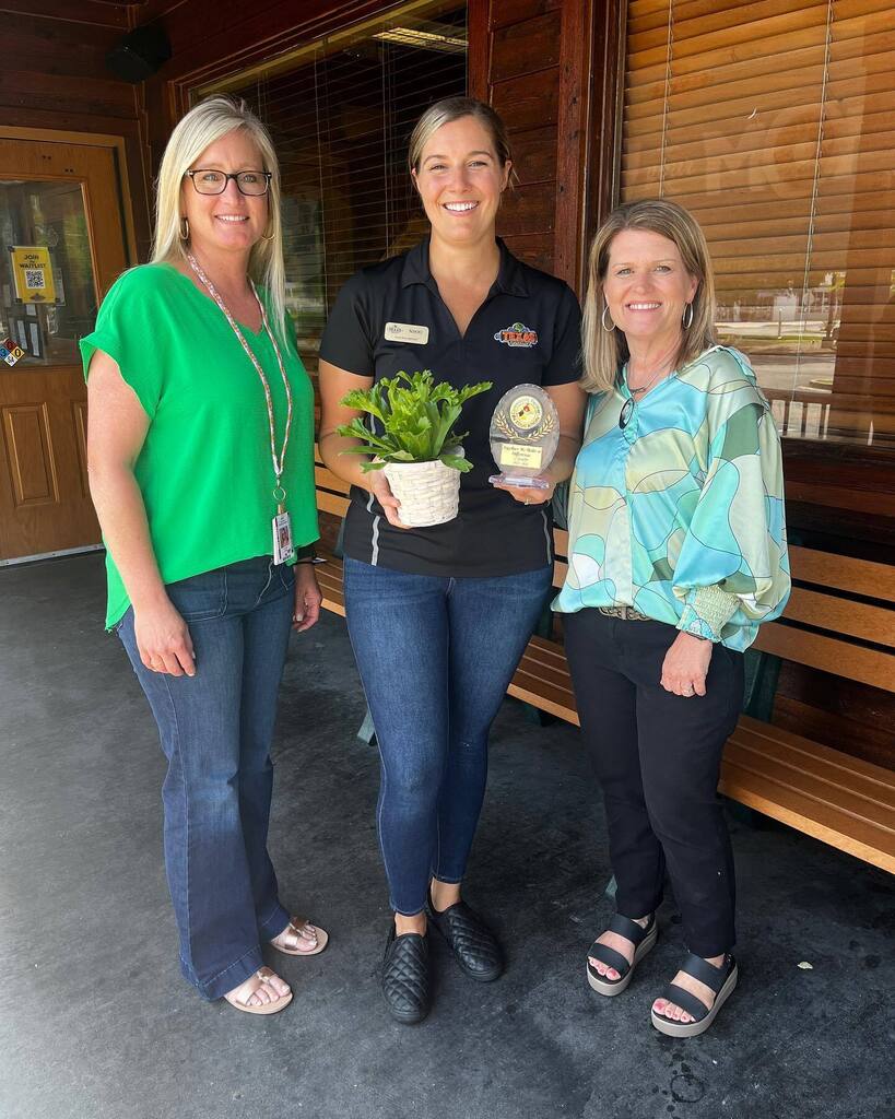 Lake Park Elementary is proud to award our Community Partners in Education “Organization of the Year” award to Texas Roadhouse. Thank you Nikki for all you, your staff and <a href="/texasroadhouse/">Texas Roadhouse</a> of Valdosta have done to support LPE this year! #learningatlpe instagr.am/p/CseSJpvuq_U/