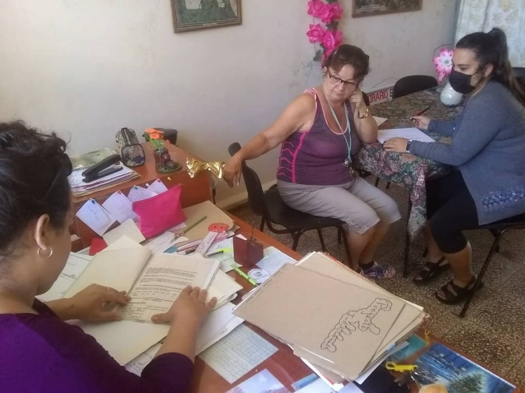 CmObdulio's tweet photo. Preparación para el Ejercicio  #Meteoro2023 con revisión de documentos Y de las medidas de respuesta para situaciones de desastres.
#CubaEduca
#CubaMined
#educremedios  #DPEVillaClara
#YoandryFariña
#YamiletHerrera
#MickyBermudez
#subdirectoreducacionremedios https://t.co/FTjXOLc8Qa