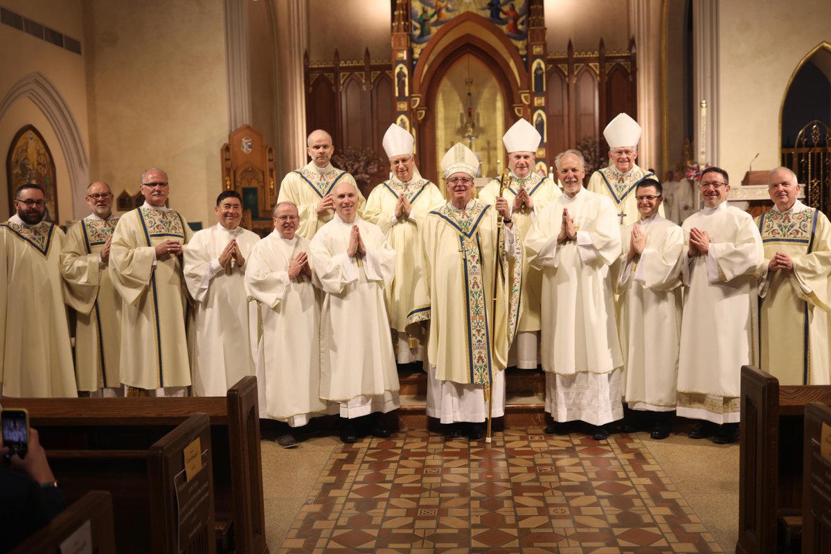 RVCDiocese's tweet image. Bishop Barres ordained six men to the Permanent Diaconate on Saturday, May 20, 2023, at 11:00 a.m. in St. Agnes Cathedral

Congratulations, 
Deacon Michael O’Brien
Deacon Douglas Moran
Deacon Paul Cavanagh
Deacon Michael Hoonhout
Deacon Cary Klivan 
 
Deacon James Totino