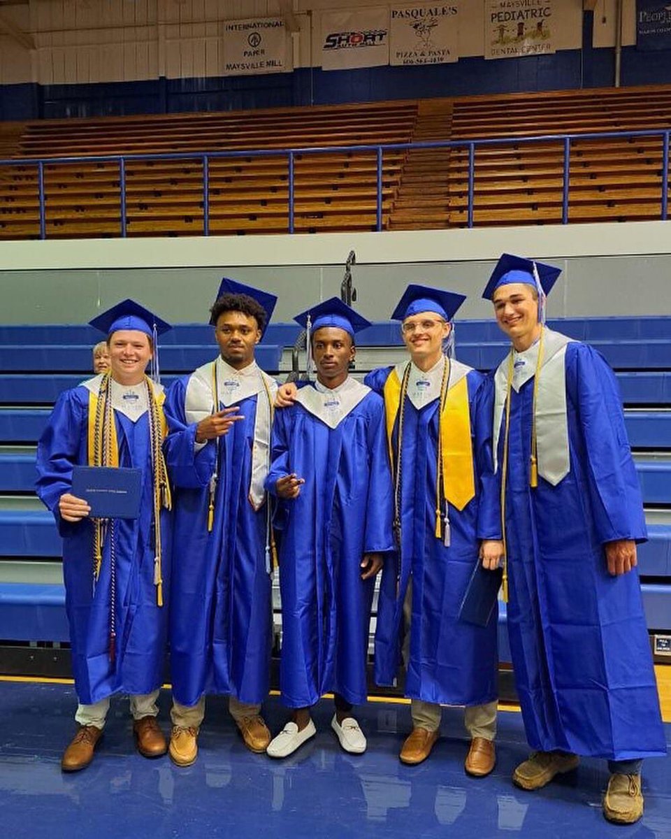 Love these guys!  They represented Mason County well on and off the 🏀 court!  I wish them continued success in college!