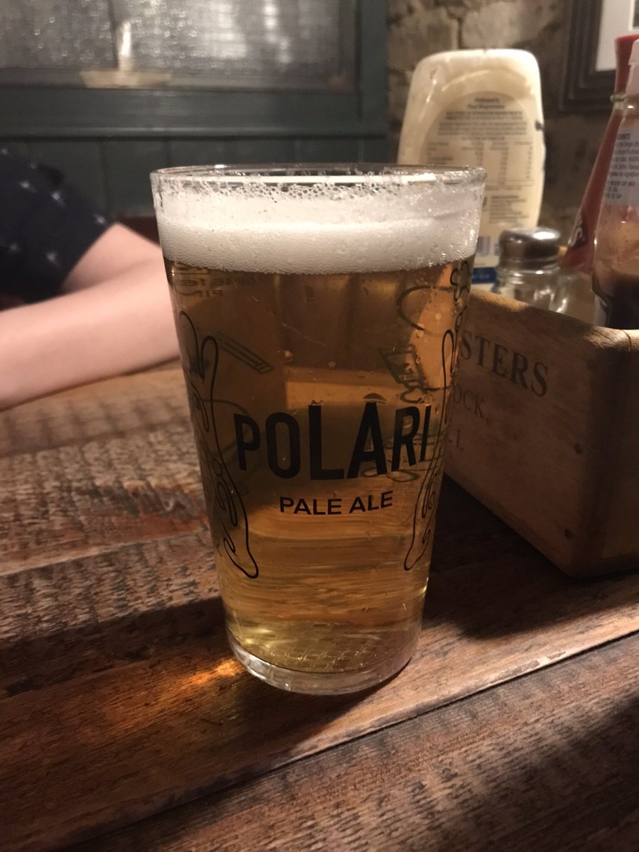 QuakerPigg's tweet photo. Ooooh- a proper bona bevvy, just want I need to calm meself after I varda’d all those lallies, not to mention the baggage, on show at the ballet! #ROH @AlisonBaker01 https://t.co/9a75XcJ8Ms