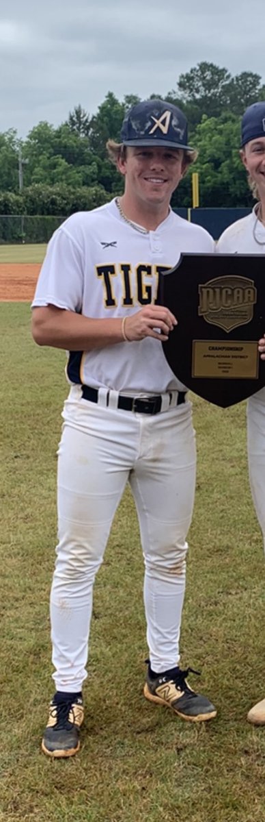 TCGenerals's tweet image. Two of our former players/trainees have earned the opportunity to advance to the Junior College World Series with their team! @EliuMcmoore (Camp) and @HoganMayhew (Andrew) have served impactful roles this season as freshman. We are proud of both of these guys! #trainharder