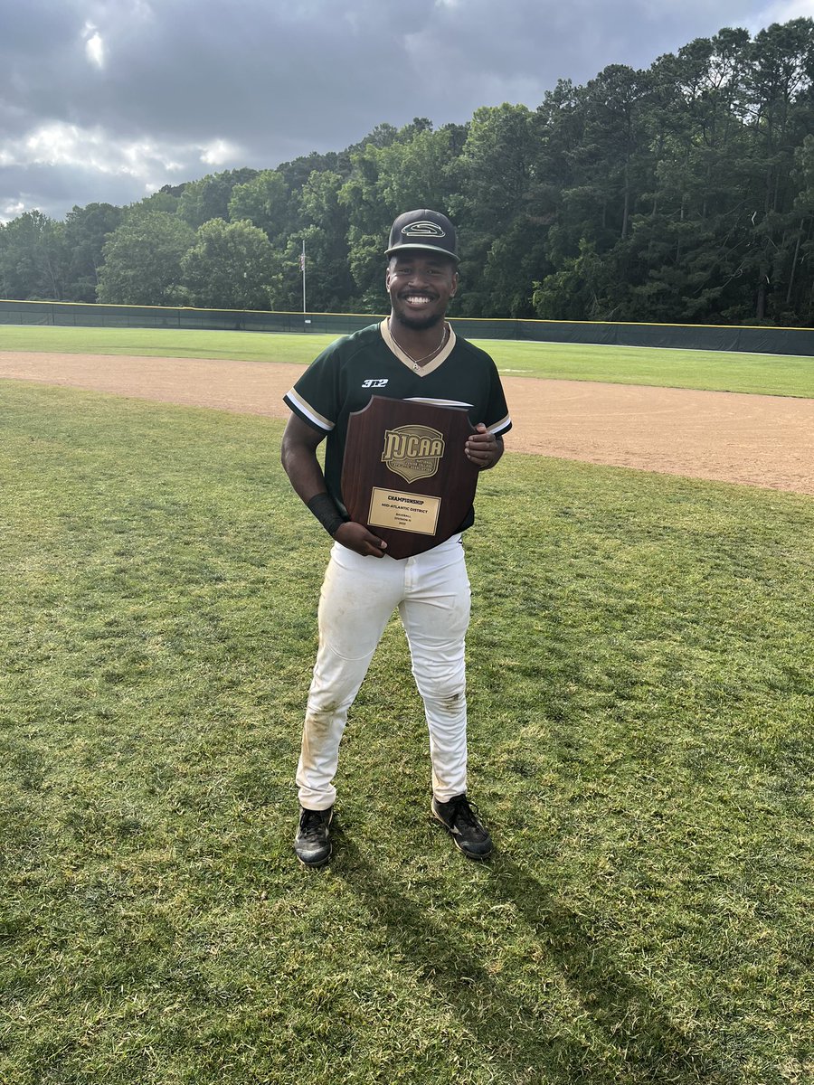 TCGenerals's tweet image. Two of our former players/trainees have earned the opportunity to advance to the Junior College World Series with their team! @EliuMcmoore (Camp) and @HoganMayhew (Andrew) have served impactful roles this season as freshman. We are proud of both of these guys! #trainharder