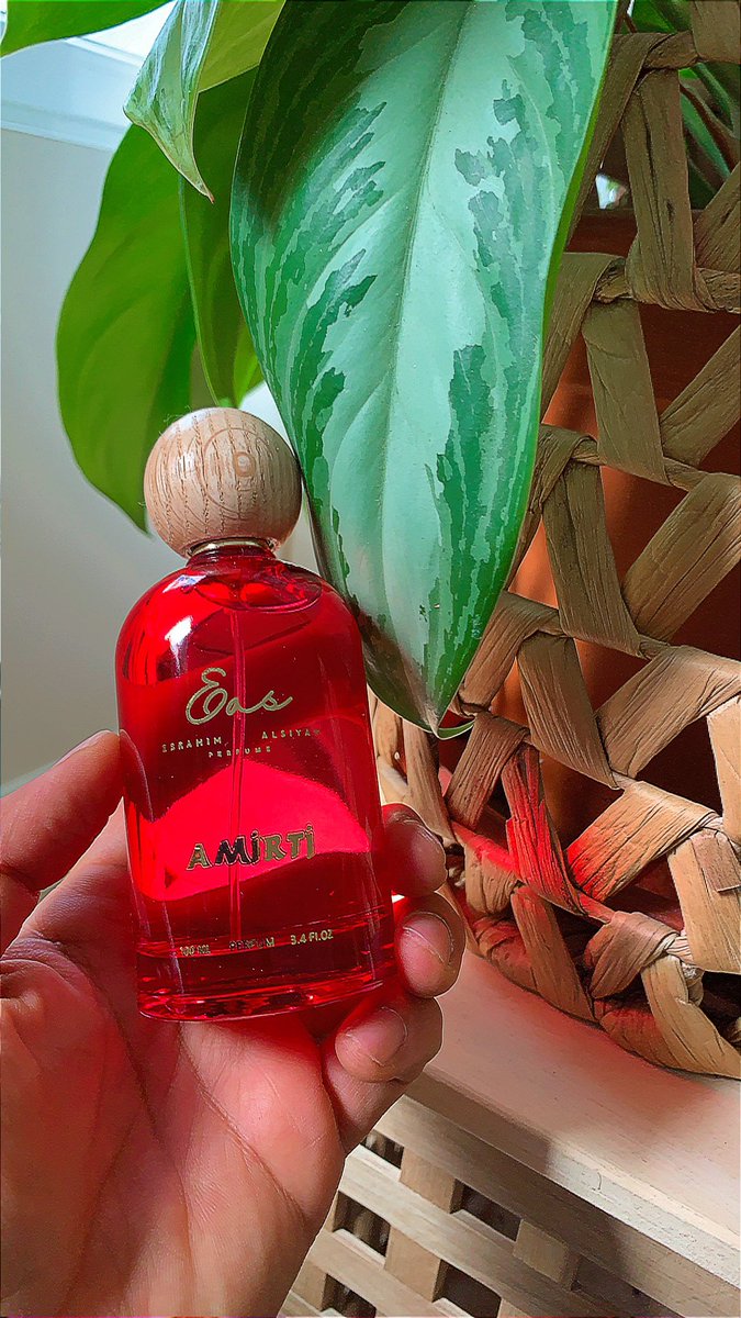 qwertyui03's tweet photo. #رابطة_عشاق_العطور 
ابدعت عطور @E25552e في انتاج البديل الاجمل والاوفر لعطر ليبر من سان لوران
😊👌متقاربين جدآ جدآ وجودة ممتازة يقابلها سعر مناسب 156 ريال مع الشحن 100 مل
📌كود MY10
بغض النظر عن المقارنة فالعطر يستاهل‼️
يأتيك بتغليف فاخر جدآ
🔺عطر AMIRTI
 أميرتي
عطر نسائي مميز برائحة الازهار
تبدأ رائحة العطر بالخزامى واليوسفي والبرغموت.
وقلب العطر يحتوي على الخزامى و براعم البرتقال التونسي والفل والأوركيد
تحيط بها رائحة القاعدة الفاخرة من الفانيليا والتونكا والعنبر ونجيل الهند.
هذا العطر الجذاب والمميز سيأسر كل من حولك.
اعلان
رابط شراء

https://t.co/NxhFmT65UK