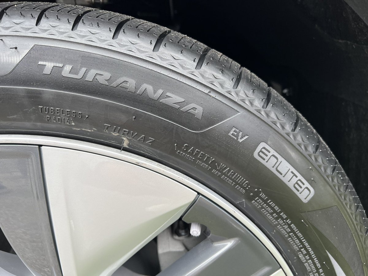 EV_Vida_Store's tweet photo. EV tires! Okay #Bridgestone.. tell us more 

#evvida #electrifyexpo https://t.co/C4QTX11orp