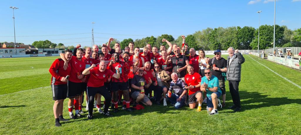 ryansilvester's tweet photo. Nothing better than ending a season with silverware! Beyond that celebrating with a full squad and fans that come see us week in week out! @HepworthUnited https://t.co/K9u21AW6NW