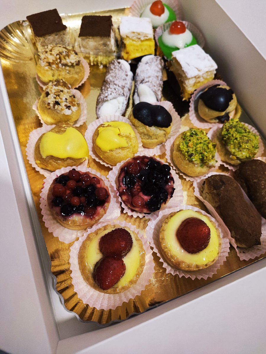 夜のおやつ https://t.co/z2OsfrNRjR