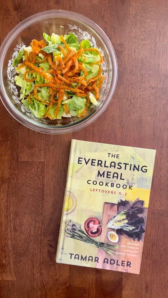 A very a-peeling idea 👂🏼 👀 instagr.am/reel/CseV6v7A8…