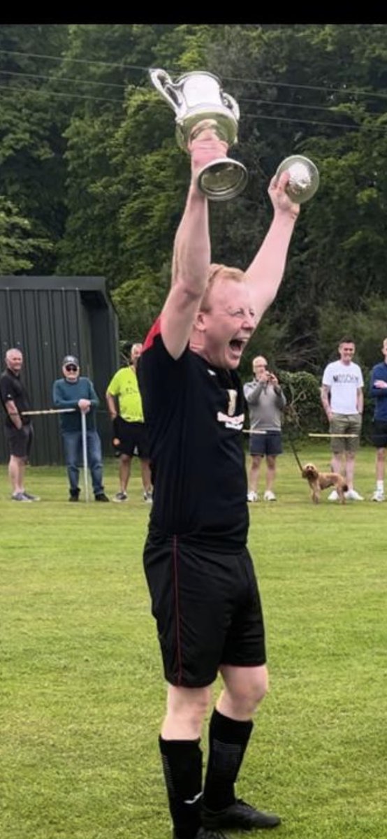 Our Captain <a href="/WeeWoody22/">Ross Woodward</a> 
What a player, what a man, Lochar legend.
❤️🤍🖤