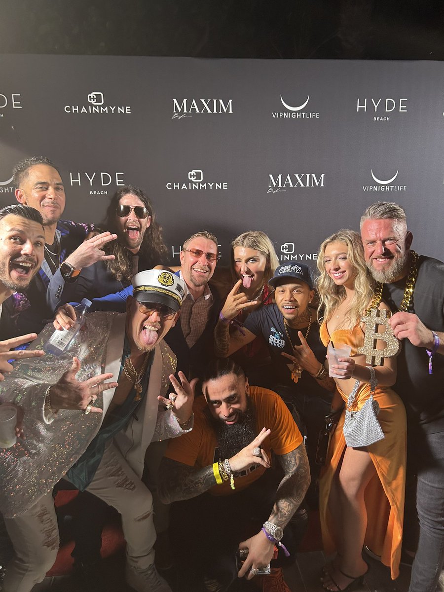 CryptoLifer33's tweet photo. This crew is something else I tell ya @LOUDMOUTH_ETH @DebateCryptoOG @Frankie_Candles @SixP_ @BoredMafiaEnt #maximparty #Bitcoin #Bitcoinmiami2023 @theBiscuitJesus https://t.co/N5TEt6qceJ