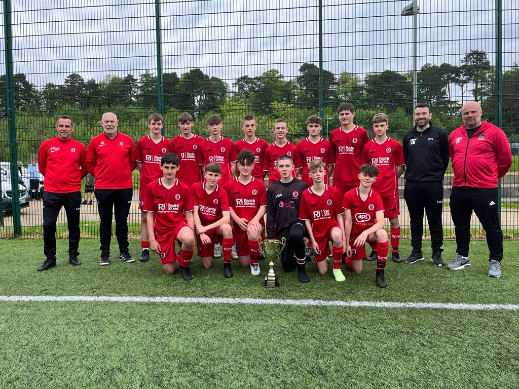 StCadocsYC's tweet photo. So where do we start about todays SCYC Performances?

Let's start with our @cadocs_st 08s Rovers who were crowned P&amp;J 1st Division Champions today at Eastwood!! 🏆🏆🏆

Unbelievable lads , we're all so proud of you all. ❤️🔴⚫️⚽️ 1/5 https://t.co/aZs3o8rI1q