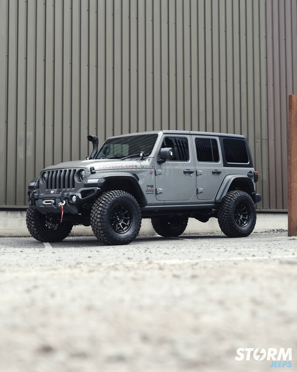Storm Jeeps tweet media