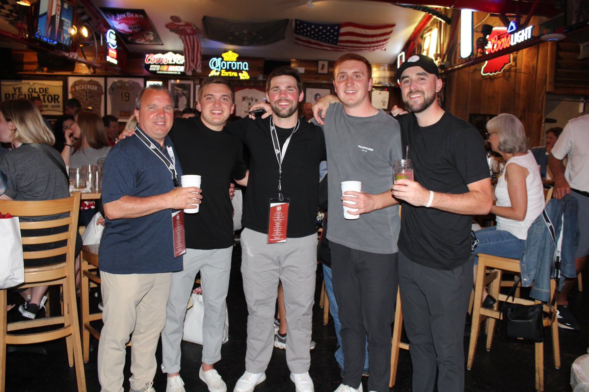 Nick's English Hut tweet media