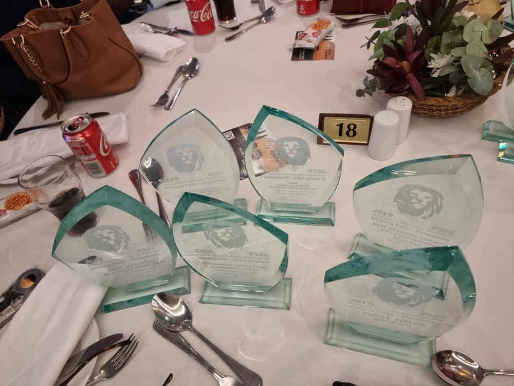 jci_nigeria's tweet image. JCI Nigeria &quot;IDAN&quot; with the doings and fleet of awards at the Africa and Middle East Conference, Victoria falls, Zimbabwe.

Congratulations to JCI Nigeria

#AMEC2023
#SEnD
#BeTheStory
#JCINigeria