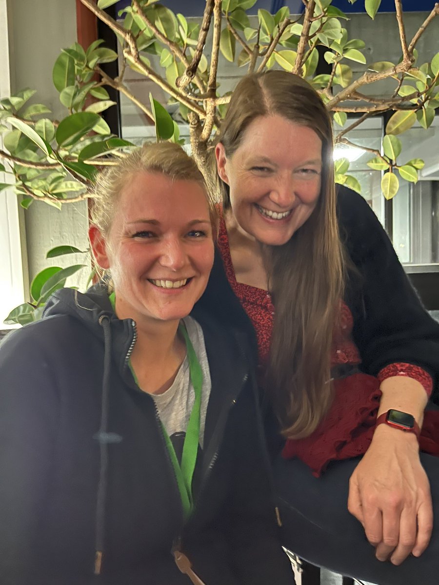 Die Landesfachgruppe #Gemeinschaftsschule an diesem Wochenende bei #WildcampenBW 🥳

Beim Netzwerktreffen innovativer Schulakteure sind auffällig viele Gemeinschaftsschulen vertreten. Wir sind natürlich auch dabei! 😃

@fraumiha 
<a href="/susanneposselt/">Susanne Posselt • #EduBW</a>