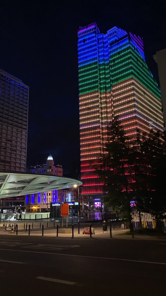 zelstay's tweet photo. Eig vindk dit best lief maar kwil wel ook turkse vlag op turkendag dan https://t.co/RFMvPyyZzk