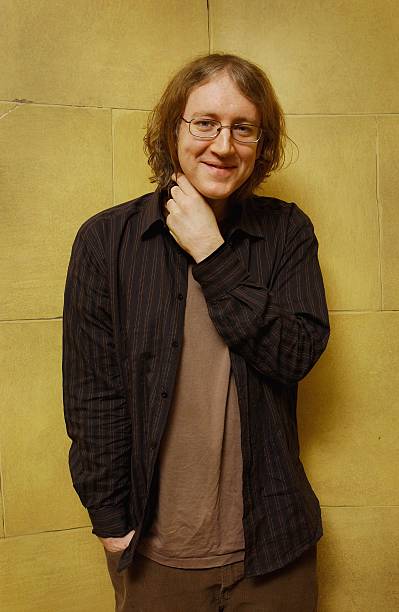  Happy Birthday to Kevin Shields (My Bloody Valentine)       