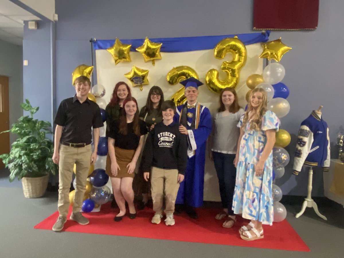 FrontPorchPlyrs's tweet image. We are so proud of our graduates William Shiflett and Ashlyn Farmer! We know how hard you worked to hit this milestone and that the future holds amazing things for you. Congratulations!