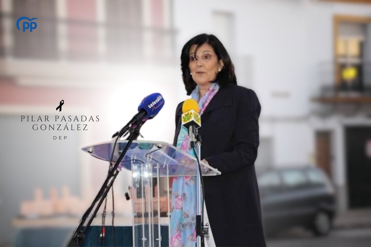 ◾️ Hoy es un día muy triste para la familia del Partido Popular de Lora del Río. Ha fallecido nuestra compañera y amiga, Pilar Pasadas, un referente para todos nosotros. 

Nuestra compañera fue presidenta del partido y la primera mujer candidata a la alcaldía.

Descansa en paz.