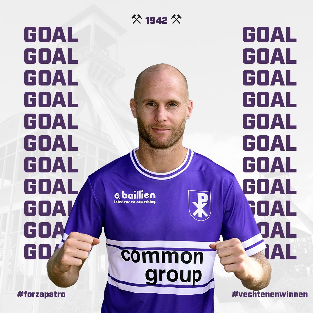 patro_eisden's tweet photo. 49’ GOOOAAALLL 

Wouter met de 1-0!

Forza Patro 🟣⚪️

#forzapatro
#vechtenenwinnen
#patroeisden https://t.co/pLTEeaZnfA