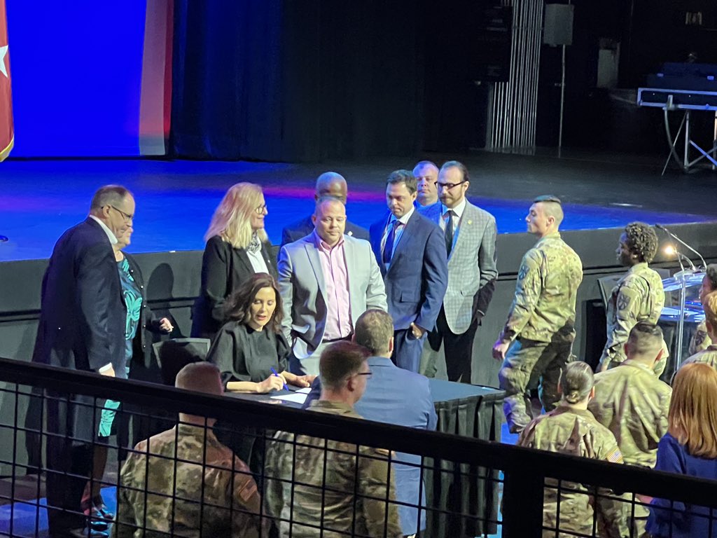 Sam Robinson on Twitter "Gov. Whitmer is in Detroit today to sign HB