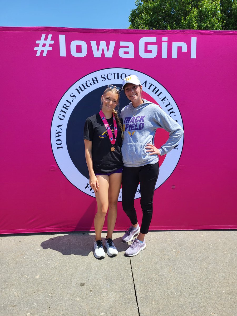 Josie McGraw is the 5th best 100m Hurdler in the STATE! 💪

Congratulations, Josie!!! Dedication, positivity, and focus pays off. You've had a GREAT season! 💜☀️

5th, 14.91