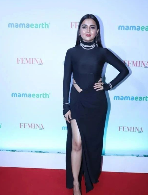 @tejasswiprakash shines with dazzling beauty in her black gown at #FeminaBeautyAwards

#reemsameer #ReemSameerShaikh #reem #gashmeermahajani #tereishqmeinghayalwithkkundrra #tejasswains #tejasswi #tejasswiprakash #karankundrrafanclub #kkundrrasquad #kkundrra #karankundrra