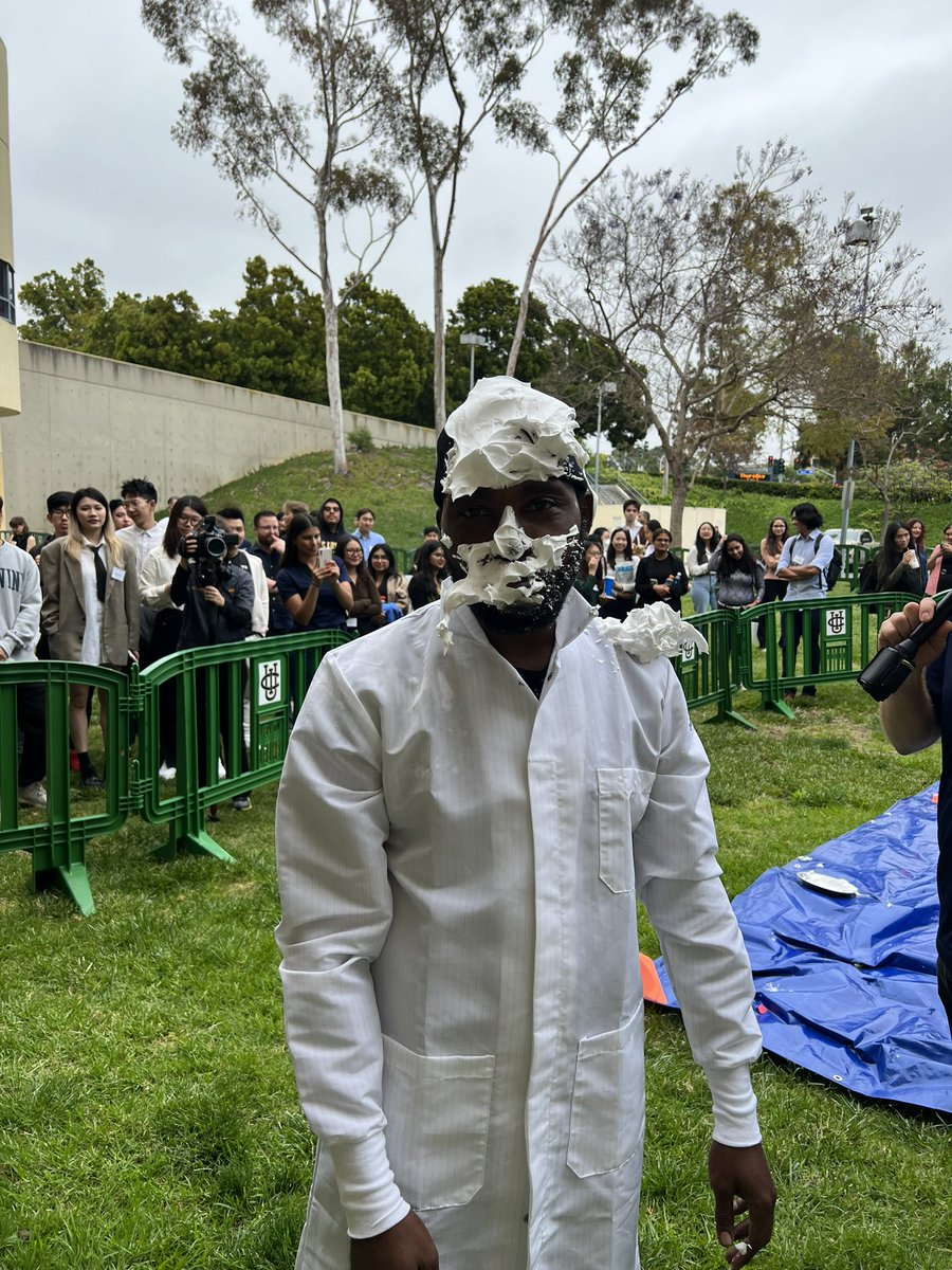 Dr. Sarah Pressman tweet media