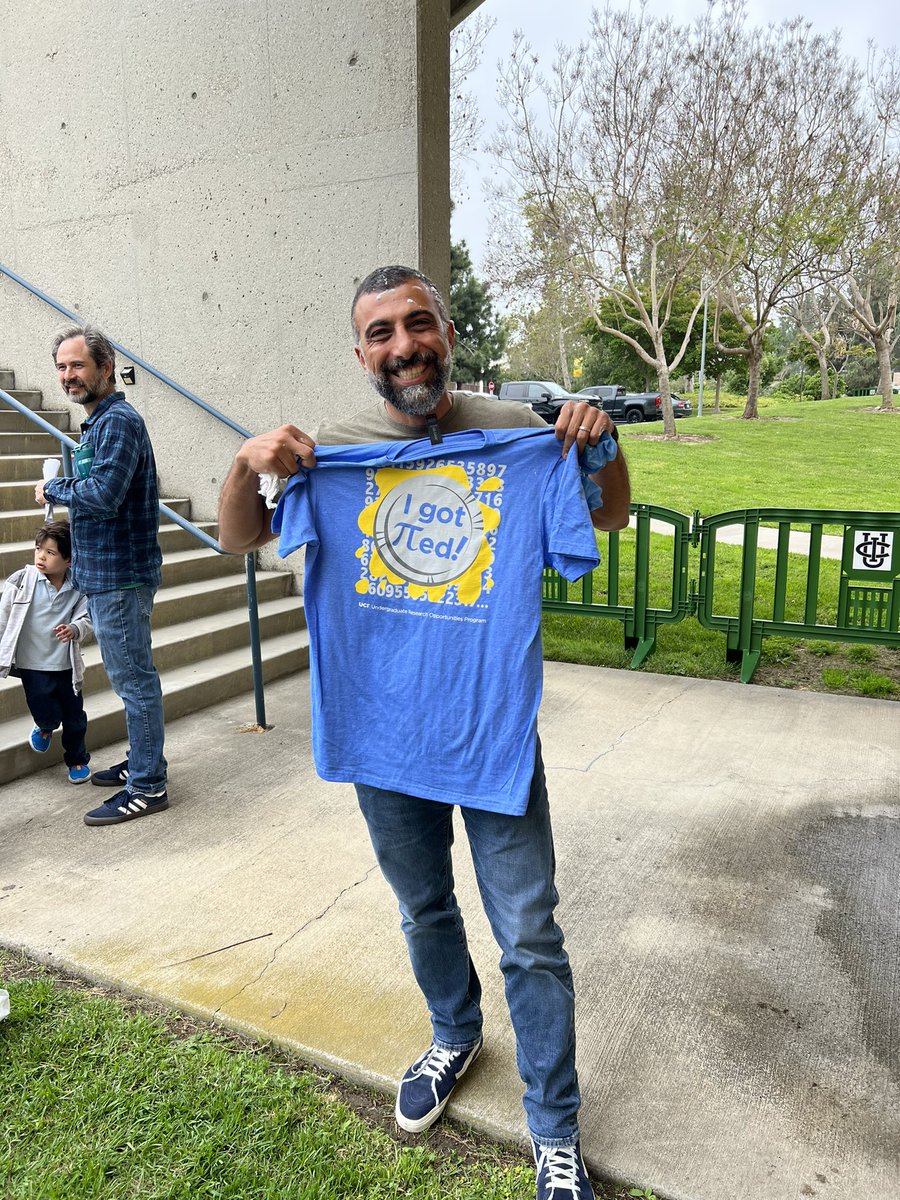 Dr. Sarah Pressman tweet media