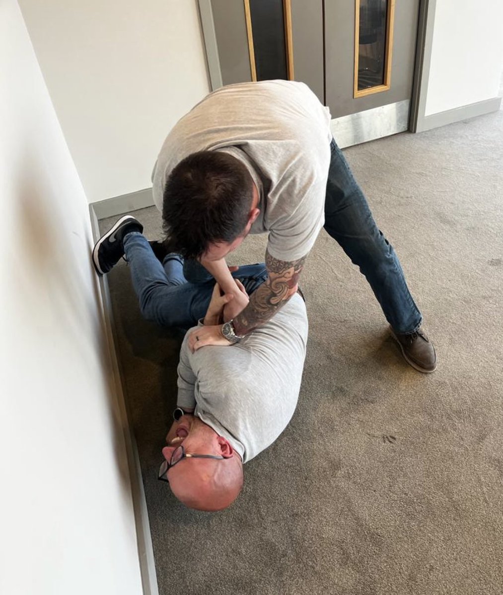 ⁦⁩ what u saying about my dress sense now ⁦<a href="/Webby180/">Mark Webster</a>⁩