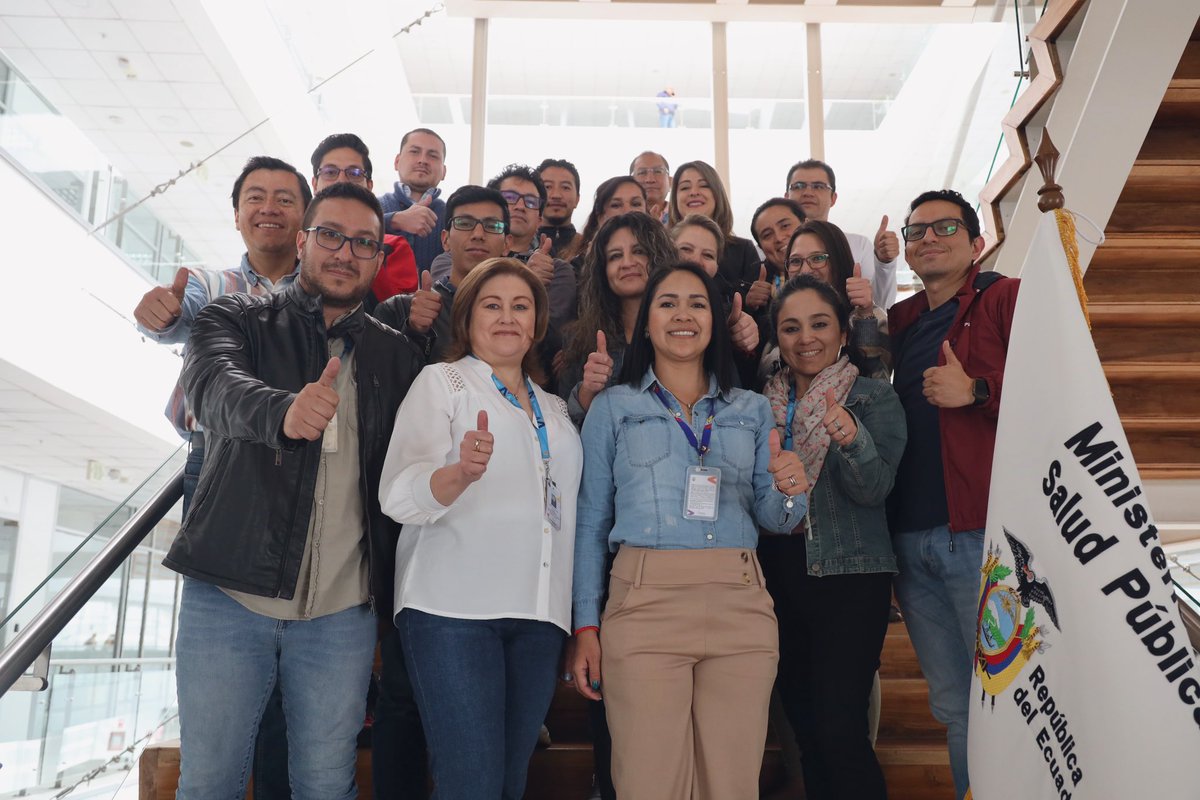 Salud_Ec's tweet photo. #Datajam tuvo 3 categorías de exploración y análisis de datos. Erica Carvajal, Rodney Castro y Cecilia Ortiz, autoridades nacionales de @Salud_Ec y equipos técnicos de Estadística, TICs y Datos Abiertos asesoraron a 140 participantes del Reto 3: Mide la Salud Pública https://t.co/XgGkYSve9m
