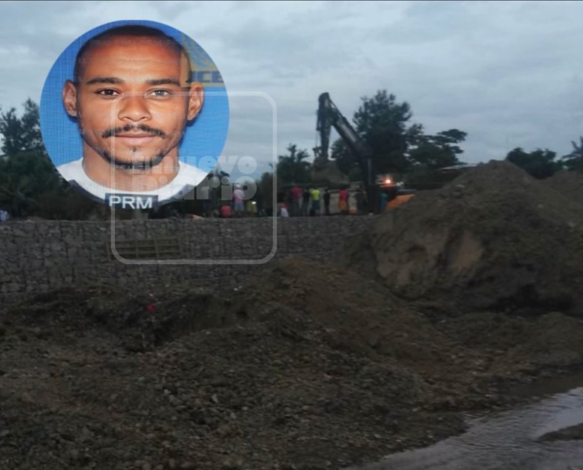 elnuevodiariord's tweet photo. 😟¡Hombre muere aplastado!😟
Un hombre murió aplastado por una excavadora mientras laboraba en la construcción de los muros de gaviones que construye el @RDMOPC en los márgenes del río #Duey.
La víctima es Sandro Antonio Marte Feliz, de 43 años de edad.
#ElNuevoDiarioRD #Nacionales