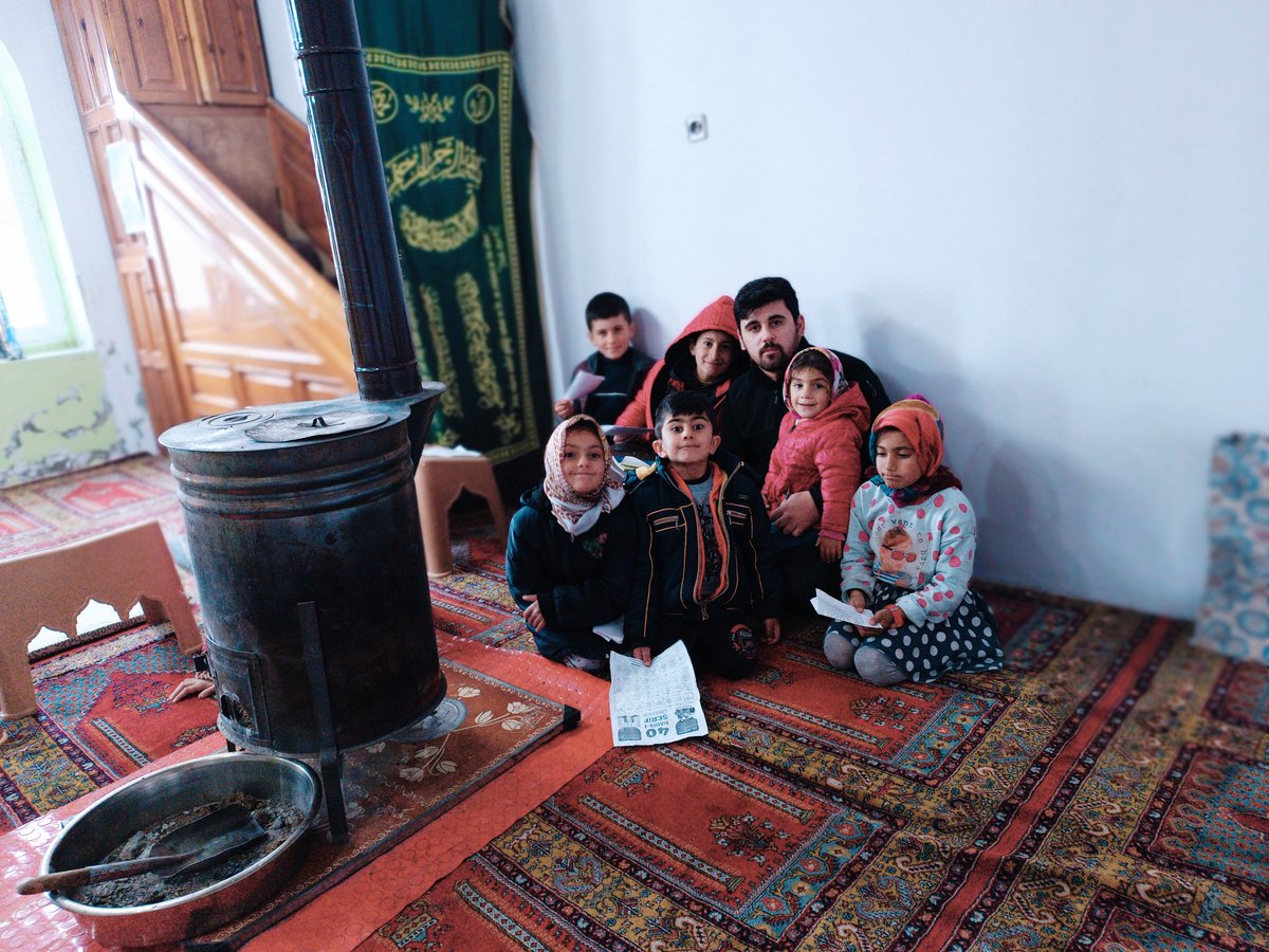 Hayattaki en güzel şey belkide bu küçük minnaklarin hocası olmak 🤲☺️