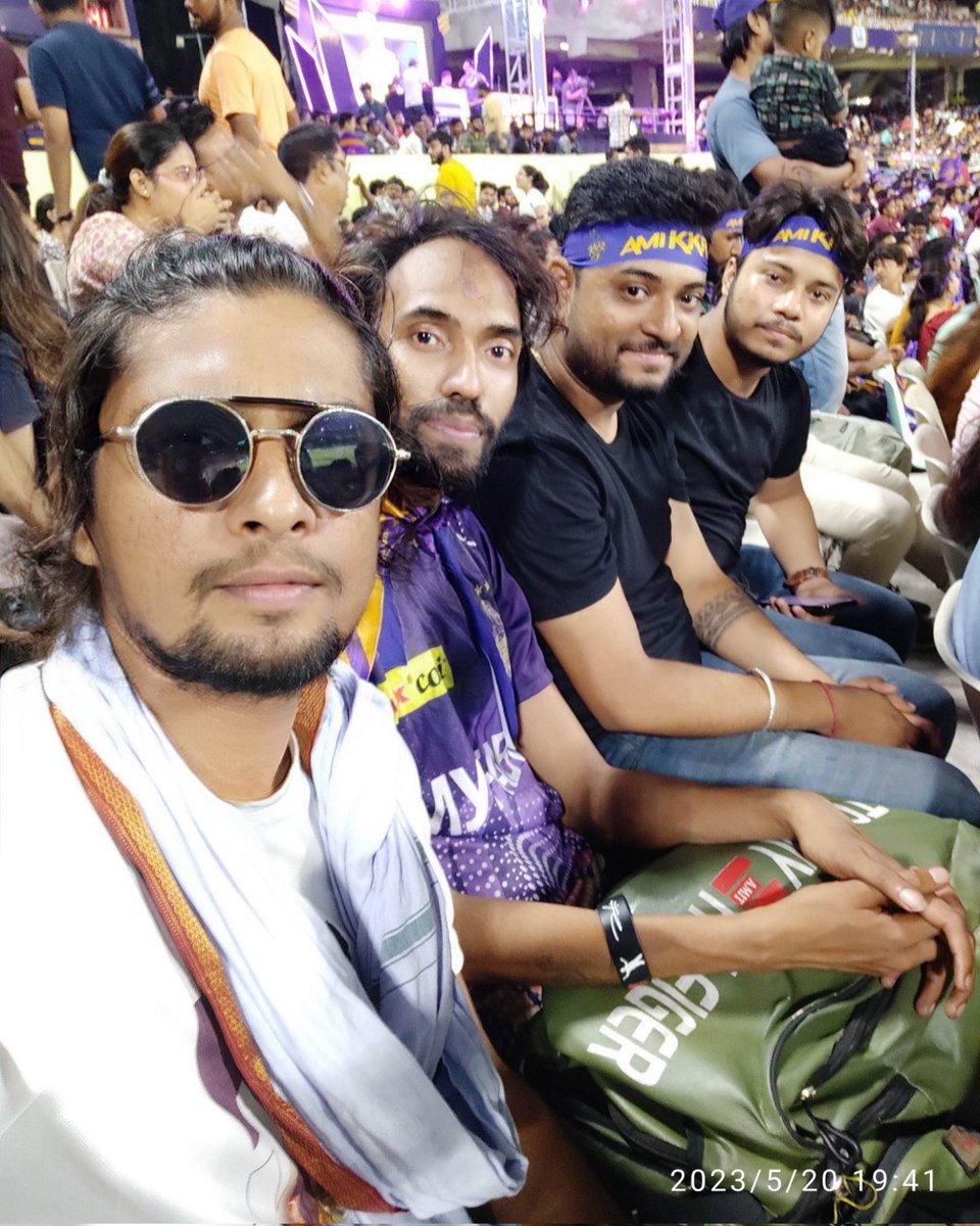 Thank You @KKRiders 💜💛
Hope We Will Come Back Stronger By Next Year #KKR ✊
@rinkusingh235 bhai ne pure season me achcha khela aur humara dil jeeta...❤️

@iamsrk   @teamsrkfc 
#KorboLorboJeetbo #SRK 👑❤️
#KKRvsLSG