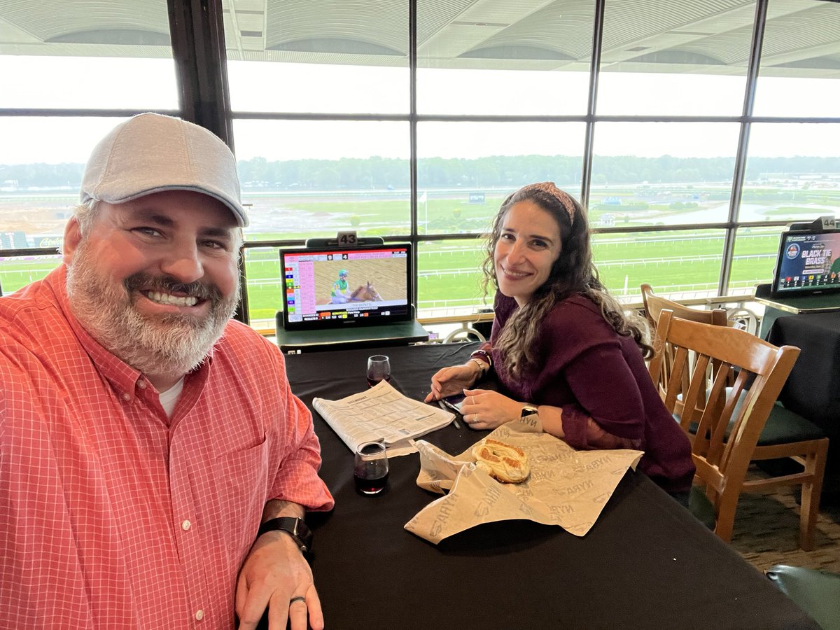 dalondon's tweet photo. With my beautiful wife enjoying #belmontuncorked #BelmontPark https://t.co/UR58fFpTwN