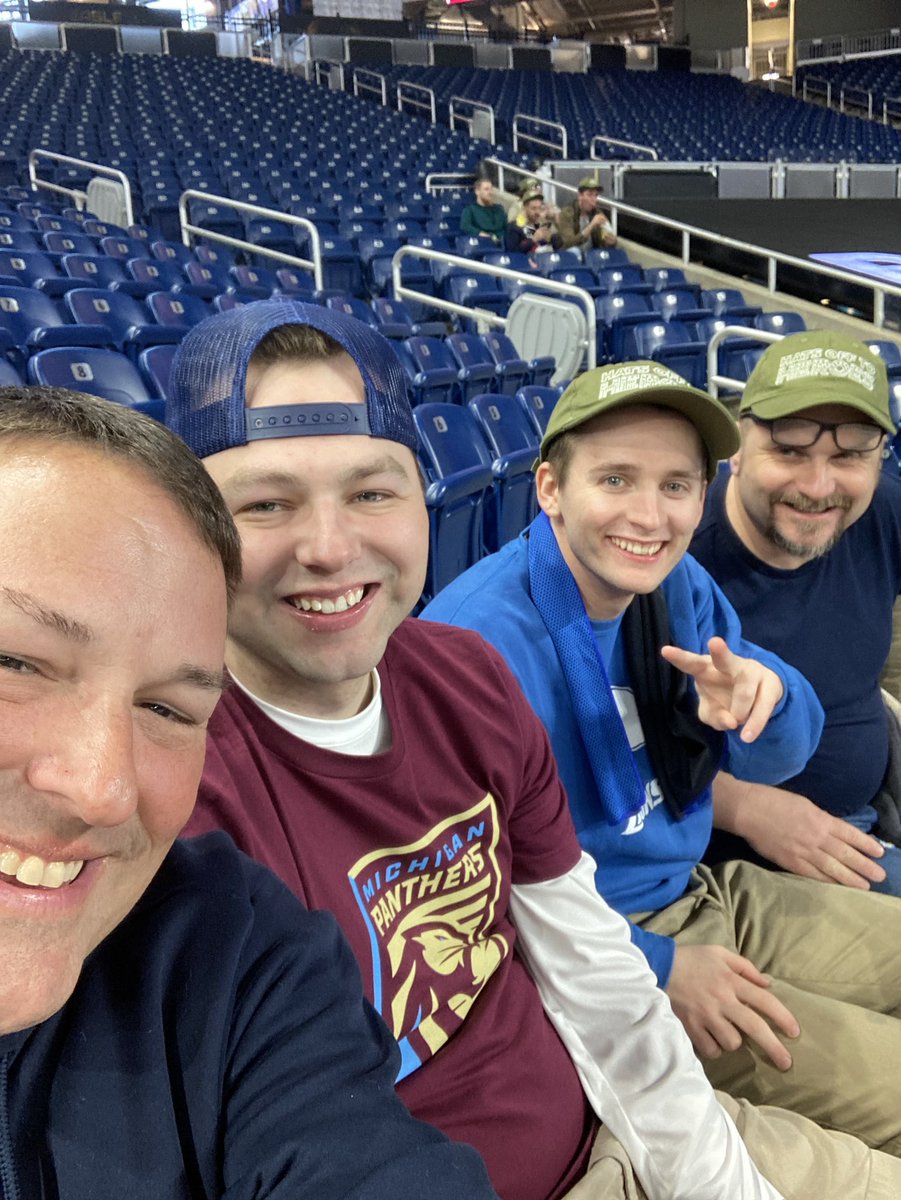 JeffreyBleiler's tweet photo. Let’s go Panthers! #usfl https://t.co/OdXJynQXe7