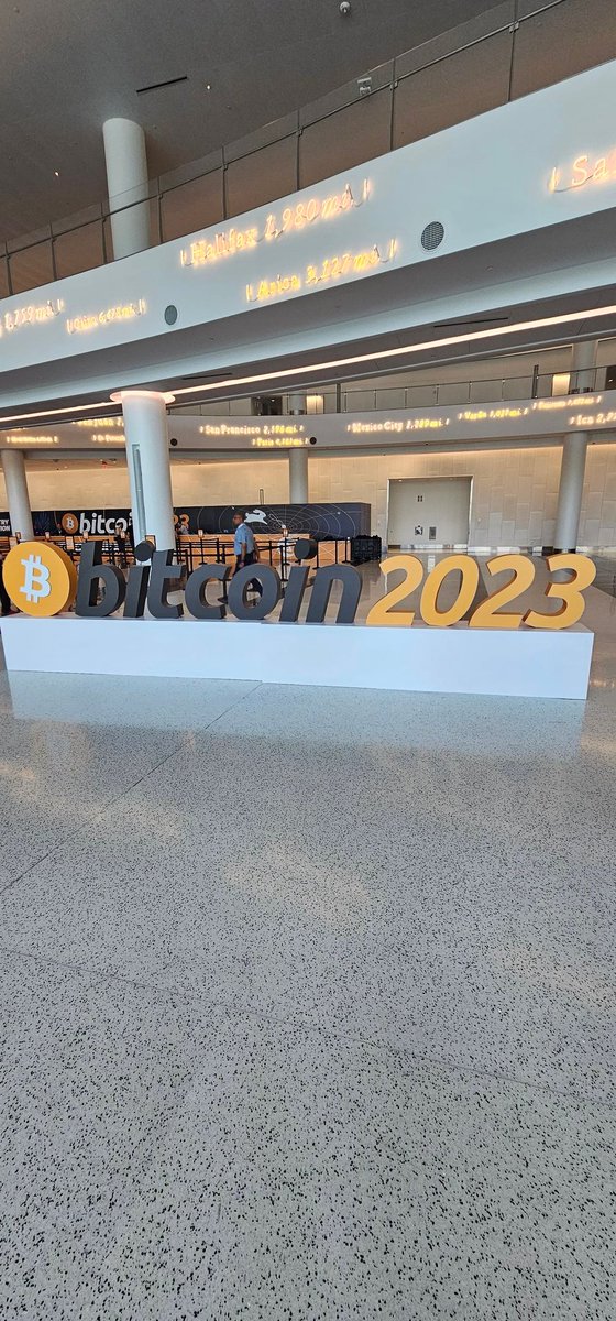 alegre_capital's tweet photo. Here at #bitcoin23 @BitcoinMagazine https://t.co/aVBEzJRrav