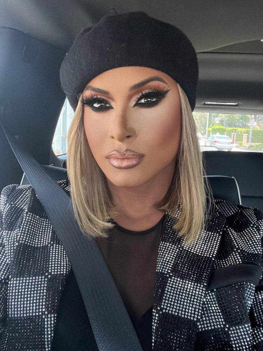 NayshaLopez's tweet image. See you at the @BeverlyCenter to kick off pride !!! #bookedandblessed