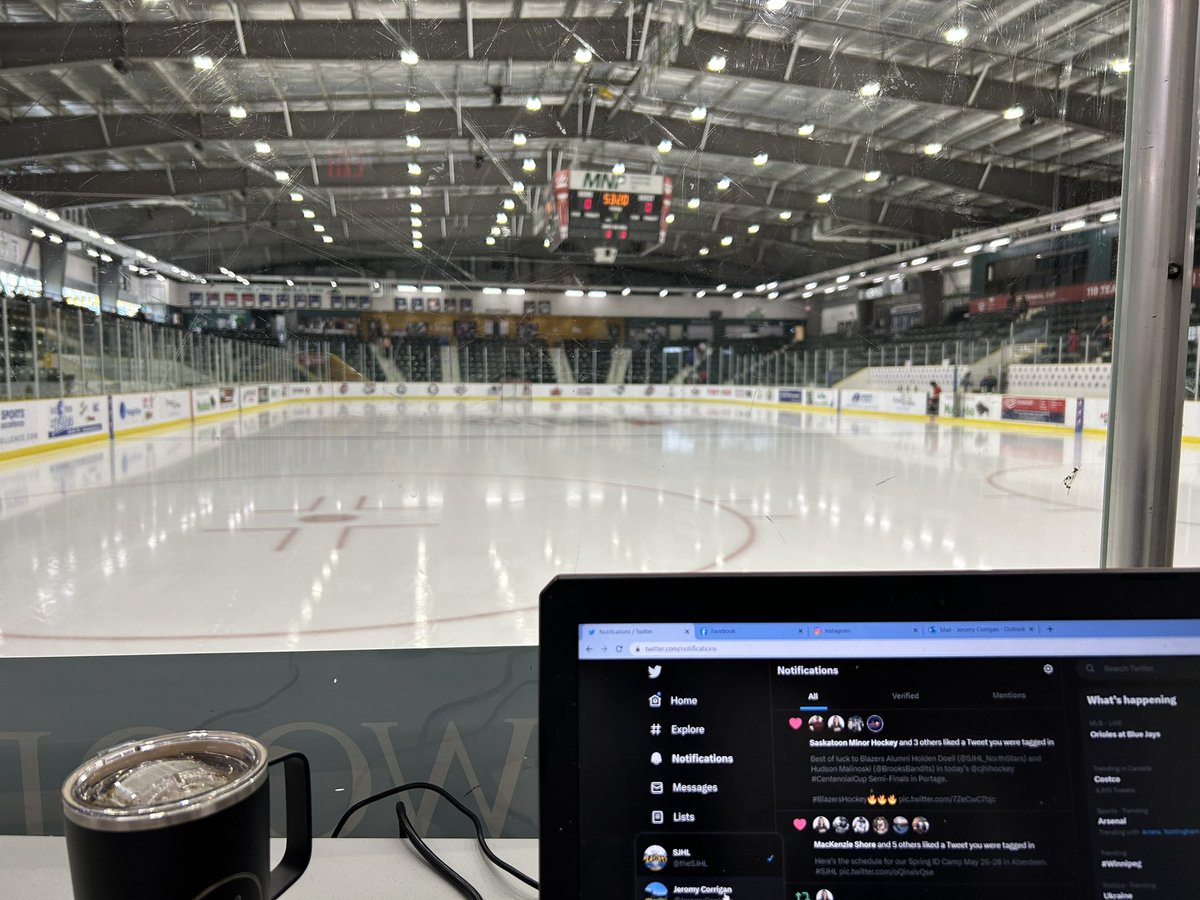 All set for Semi-Final Saturday at the Centennial Cup! Brooks/Ottawa at 330. Battlefords/Portage 730 (local time). Will have updates on the first Semi-Final on my personal twitter & 2nd Semi on the @theSJHL account.

#CentennialCup