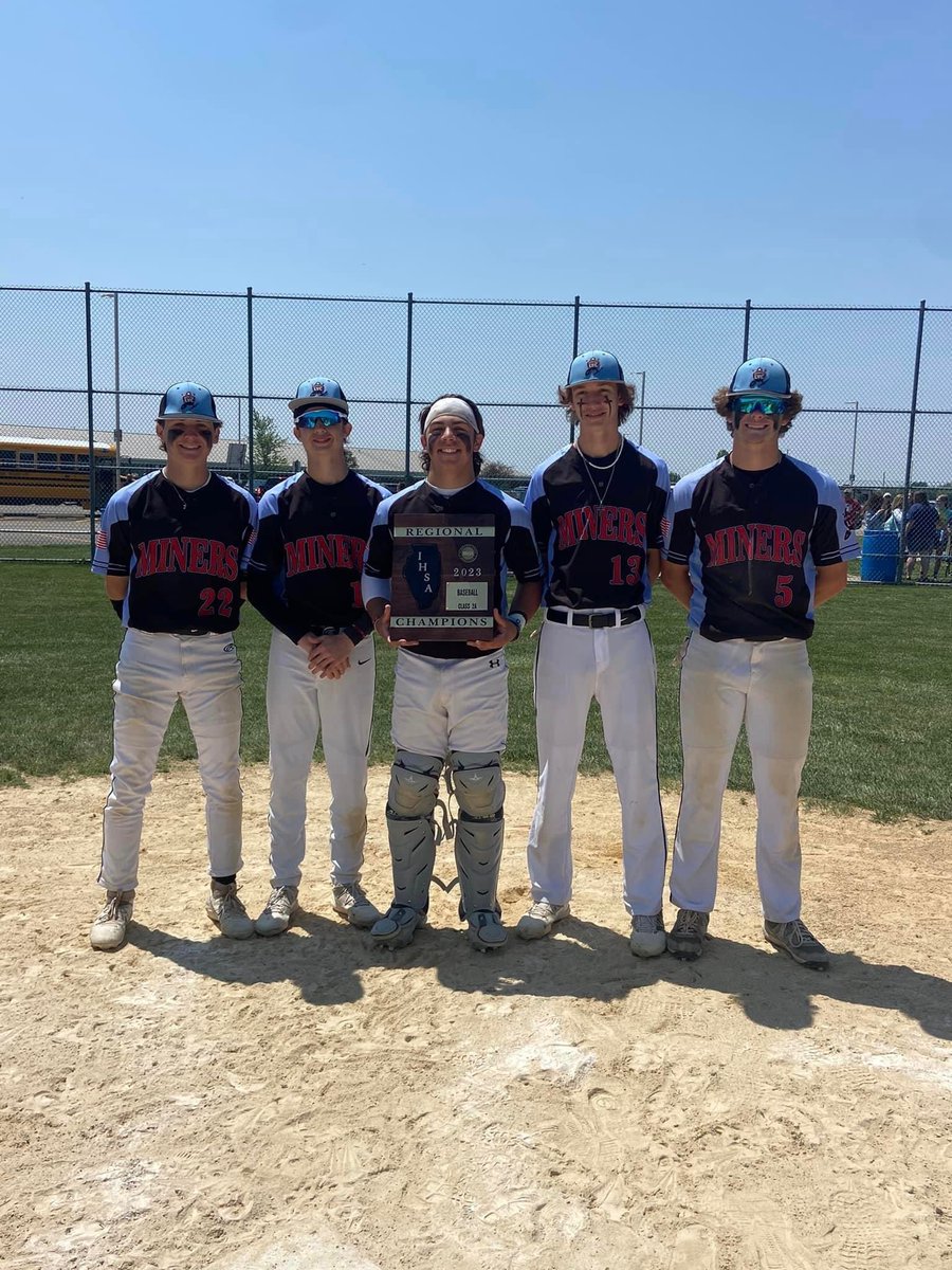Congratulations to our LVC Miners/Wow Factor Illinois boys(<a href="/BowlesKaeden/">Kaeden Bowles</a>, Aidan Reed, <a href="/JoshArn2024/">Josh Arnett</a>, <a href="/ConnerSmith0618/">Conner Smith</a>, and <a href="/JaceWeaver3/">Jace Weaver</a> ) that won their Regional Championship today over Farmington!🏆