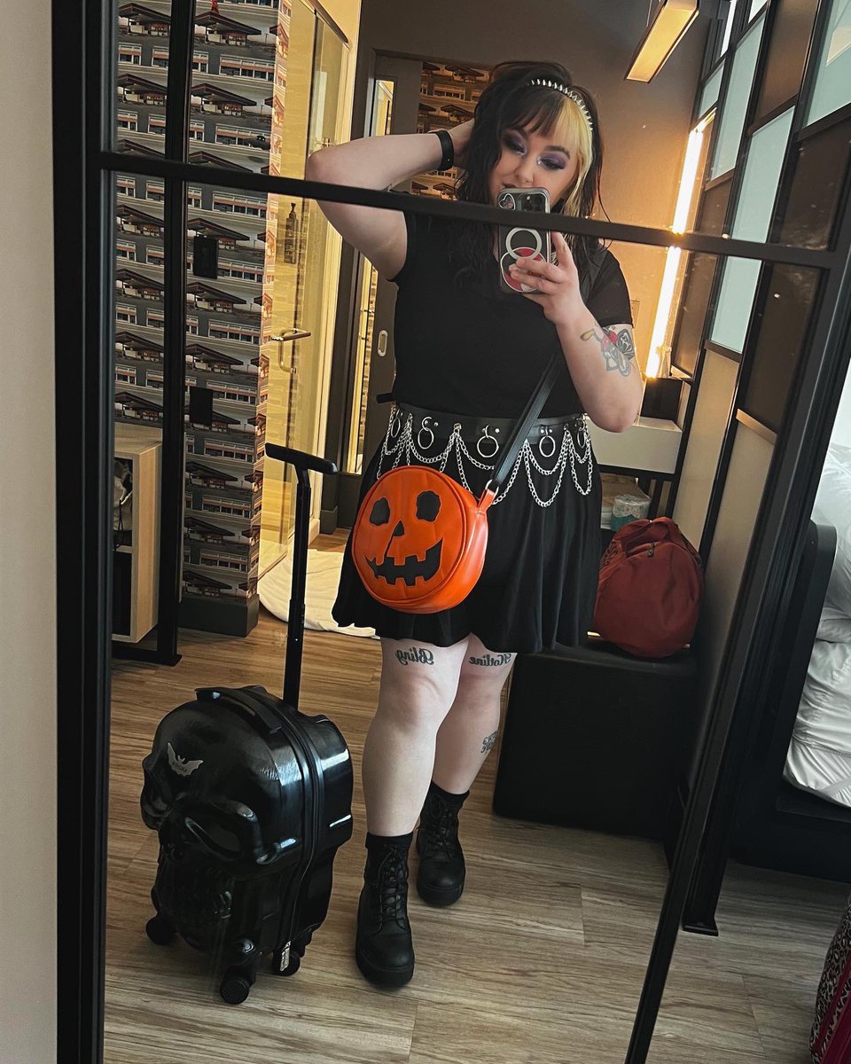 the great amber-sonator tweet media